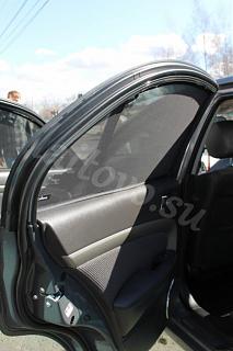 занавески на окнах авто?!... О_о-630f20f3773d6db6f23cc8aff57b2d24.jpg