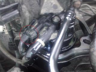 Замена топливного фильтра на Nissan Primera P12 с двигателем F9Q-img00643-.jpg