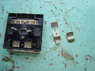 Сломался держатель для стекла Р12-dsc03685.jpg