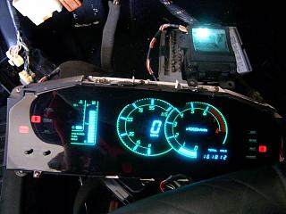 Цифровая приборная панель-nissan_maxima_digital_dash_hud_test.jpg