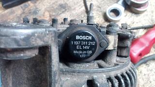 Замена щёток в регуляторе напряжения генератора Bosch SR20Di-1.jpg