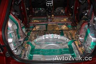 Установочные работы в "Spektr Studio". Скидка 10%-153_-nanesli-pervyi-sloi-vibroizolyacii