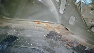 Брак антикорозийного покрытия кузова Р11? или откуда под антикором черный металл-18.jpg