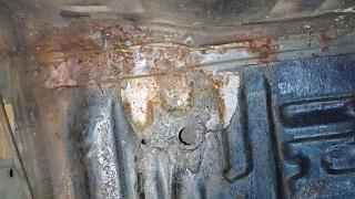 Брак антикорозийного покрытия кузова Р11? или откуда под антикором черный металл-19.jpg